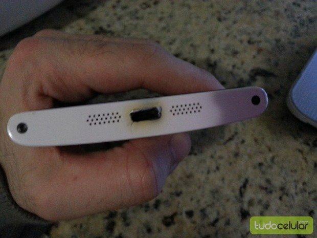 诺基亚Lumia 920充电接口起火后仍能正常使用