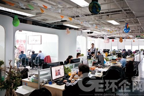 揭秘李开复创业历程：把握大势看重开放平等