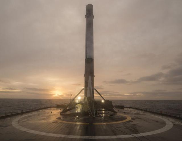 SpaceX或在月底发射一枚不回收的火箭 因为卫星太重