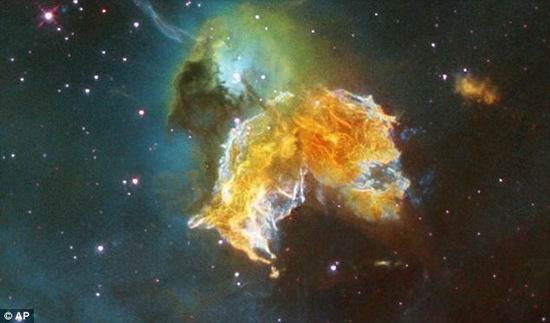 科学家观测到最亮超新星 爆炸11小时点亮宇宙