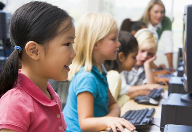 美FCC设立20亿美元资金 为学校Wi-Fi上网买单 