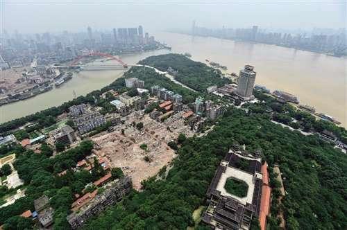 联想武汉工厂因暴雨断电，每日损失利润百万？