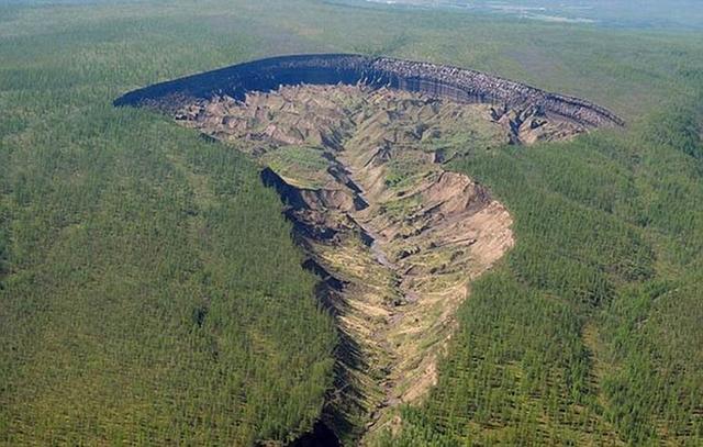 科學家揭曉西伯利亞神秘「地獄之門」深坑形成之謎