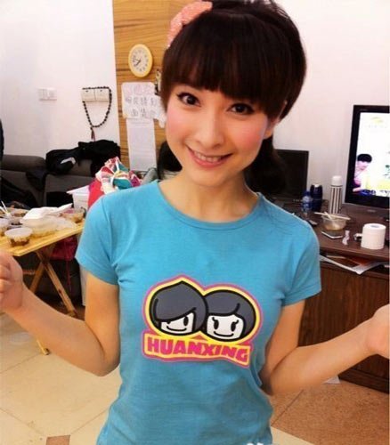  快乐大本营吴昕 公寓大曝光 萌到你心痛(组图)_