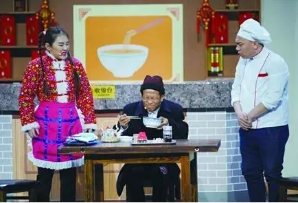 小偷学宋小宝吃面加辣根儿 被抓时正泪流满面_大燕网天津站_腾讯网