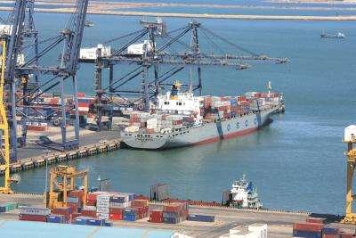 区域港口探路股权整合 大连港集装箱码头三合