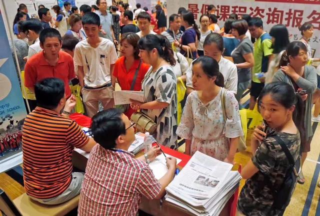 天津中考出分后唯一一场中招咨询会开始