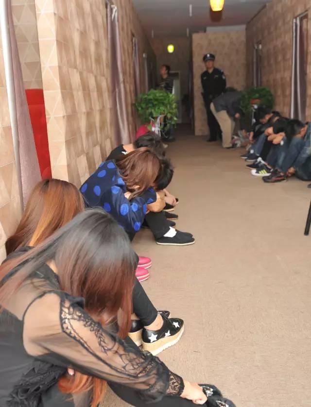 酒托女一月赚8万 警方破获特大网络酒托案