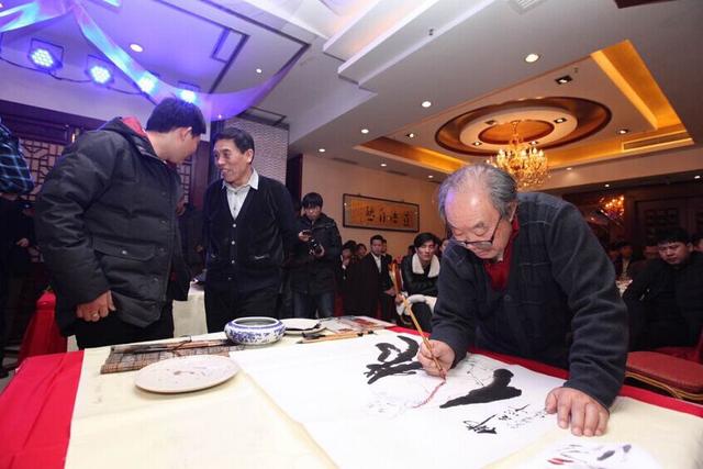 中鑫隆泰国际贸易迎新年会 畅谈异业跨界创新