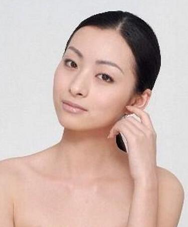 盘点惨遭骗财骗色的悲催女星