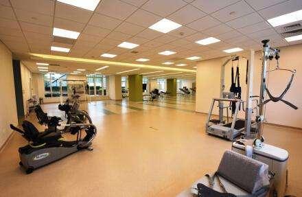 泰康保险引入国际康复模式 本土化运营弥补行