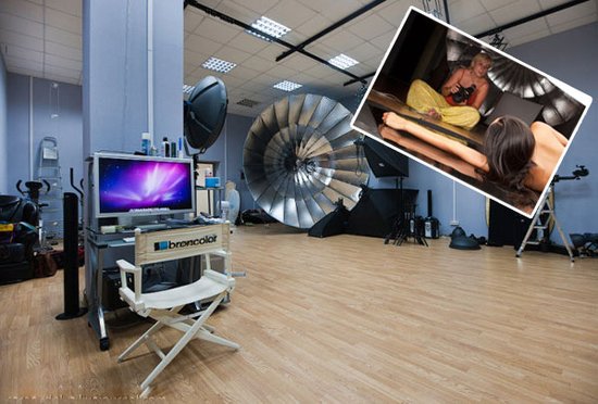 <em>唯美</em>大片 揭秘摄影师拍摄<em>人体艺术写真</em>全过程