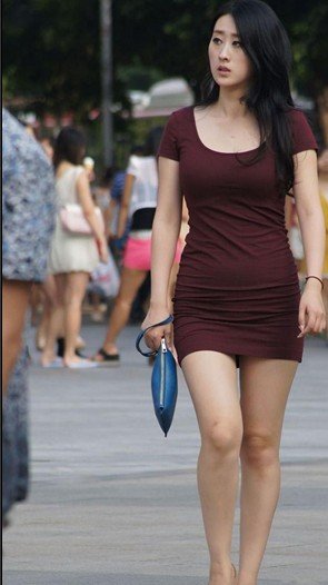 龙城柳巷一角<em>秋季</em>时尚<em>街拍美女</em> - 迎泽区 - 太原