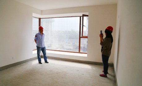 荣耀领地 续写传奇 滨河果岭顺利封顶_腾讯房