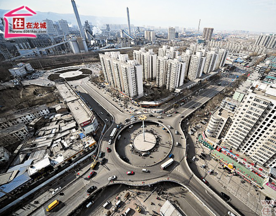 划时代 大转盘浴火重生 开辟草坪交通新格局