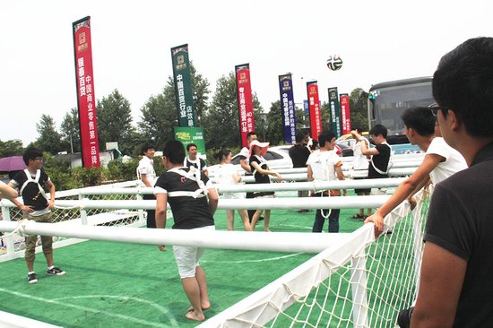 银泰汇·真人桌上足球持续进行中_频道-台州