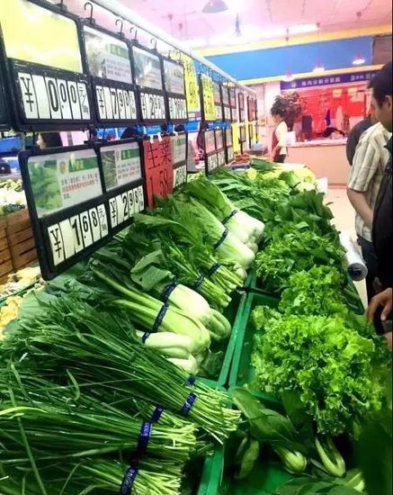 农港城蔬菜,水果市场凭借一级批发的价格和品质的强大优势,逐渐成为正