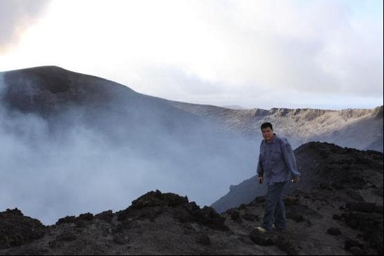 又将再次把自己置于生死之地瓦努阿图马鲁姆火山