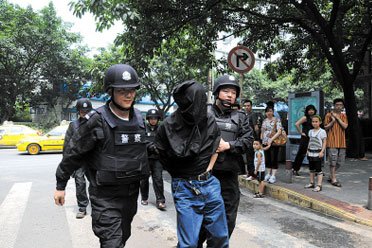 关于法律语言如何中规中矩的毕业论文格式范文