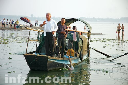 见死不救背后暴利捞尸生态