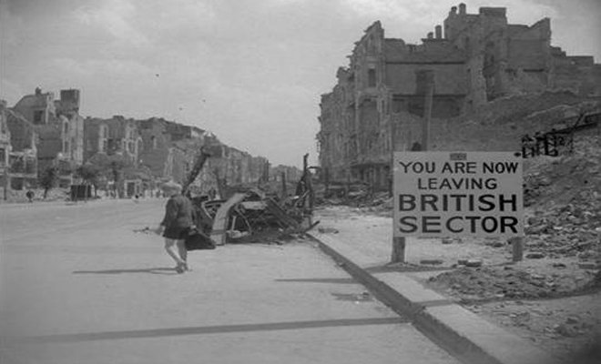 战后变成一片废墟的柏林