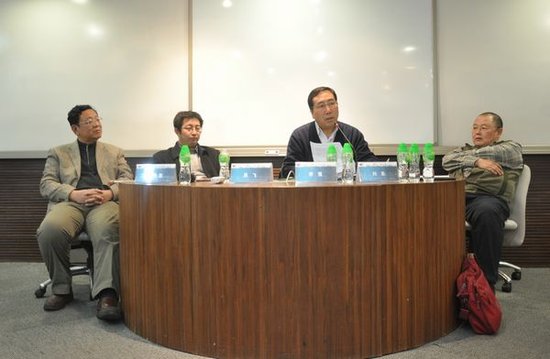 李强:人格培养与知识训练缺一不可