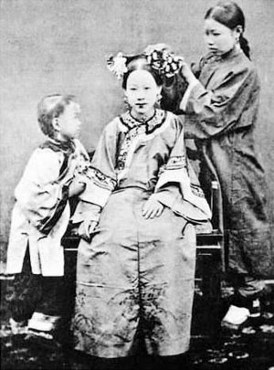 <em>清朝后宫</em>选<em>妃子</em>真实情况:拼的是家世与美貌无