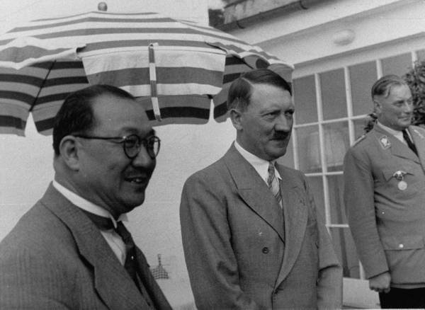 希特勒如何“称赞”蒋介石?_评论_腾讯网