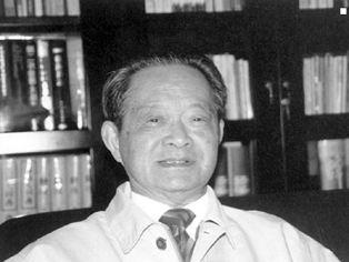 冯英子:“蒋介石叫郑三发子”传言的始作俑者