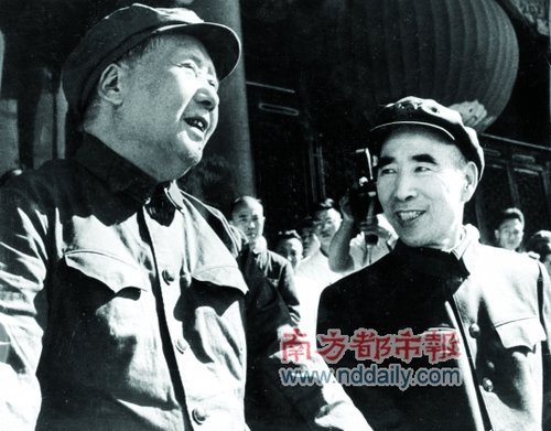 两面林彪：挺毛泽东但反对军队搞文革