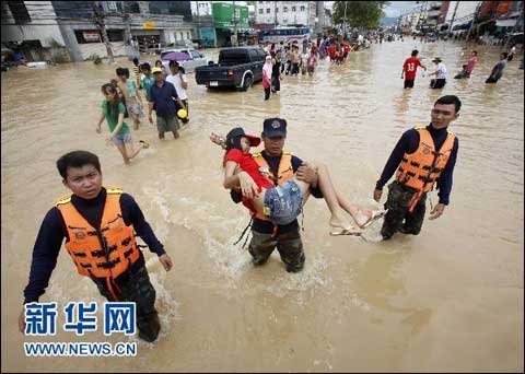 泰国洪灾向南蔓延 损失高达五百亿泰铢_回顾_
