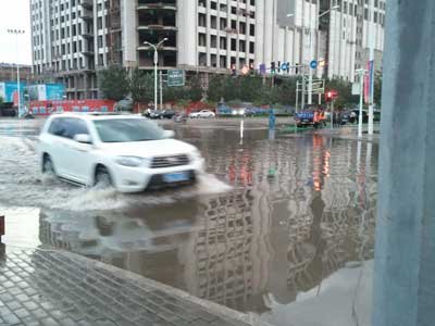 东胜出现短时强降雨_内蒙古天气_天气