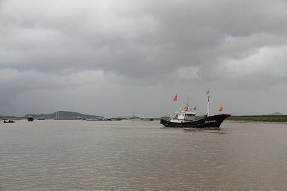 追风小组在宁波象山报道风雨实况8.7(追风日志