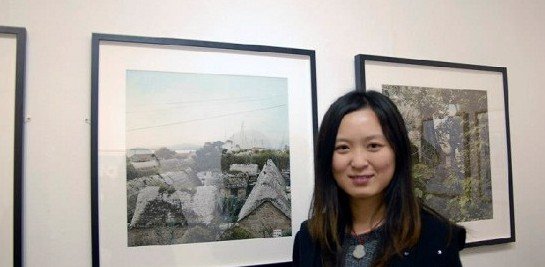 威海26岁女孩把海草房\搬\到了伦敦