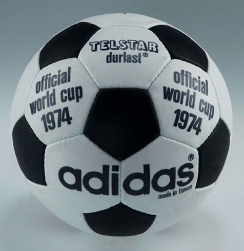 1974年西德世界杯第三个吉祥物和平兄弟