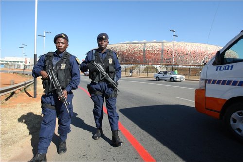 都市快报:南非特警 _2010南非世界杯_腾讯网