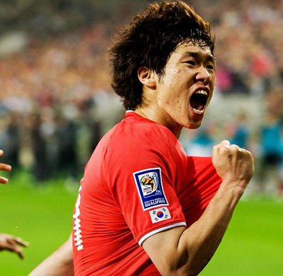 足球运动员,他绝对也是韩国当之无愧的天王级