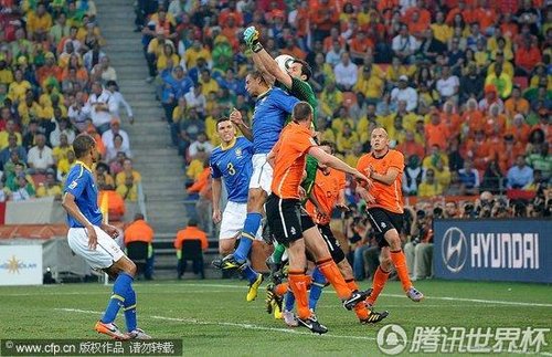 巴西vs荷兰比分预测_巴西世界杯荷兰vs巴西_2014年巴西世界杯西班牙vs荷兰