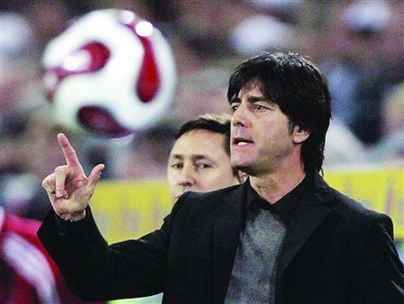 世界杯4大说谎秘籍:裁判说官话 郑大世狂妄