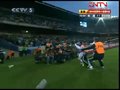 进球视频：恩耶亚马脱手 托罗西迪斯补射中的