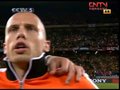 视频：橙衣飘飘 荷兰国歌奏响绿点球场