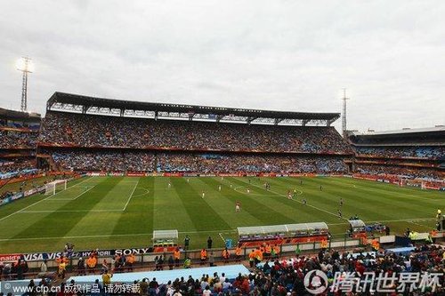 图文:巴拉圭VS日本 球场掠影_世界杯图片