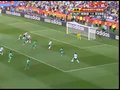 视频：阿根廷战术任意球 梅西禁区内劲射被挡