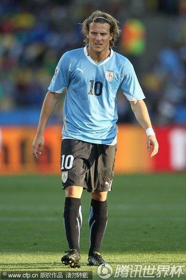图文:墨西哥vs乌拉圭 战士迭戈弗兰_世界杯图片