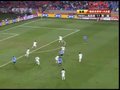 视频：乌拉圭前场配合进攻 韩国铁线力保球门