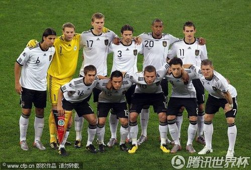 图文:德国vs西班牙 德国首发阵容_2010南非世界杯