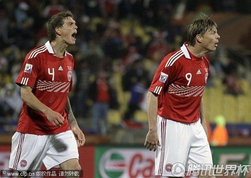 图文:丹麦1-3日本 托马森吃惊表情_世界杯图片