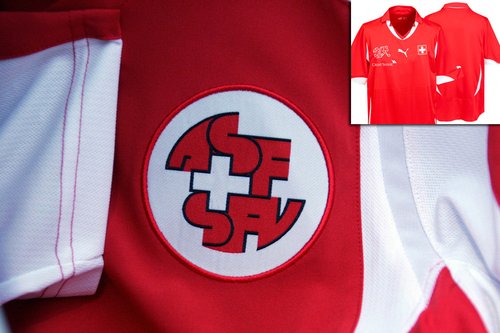 瑞士国家队球衣——延续红色传统
