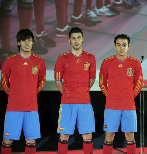 西班牙国家队球衣--复古简洁优雅