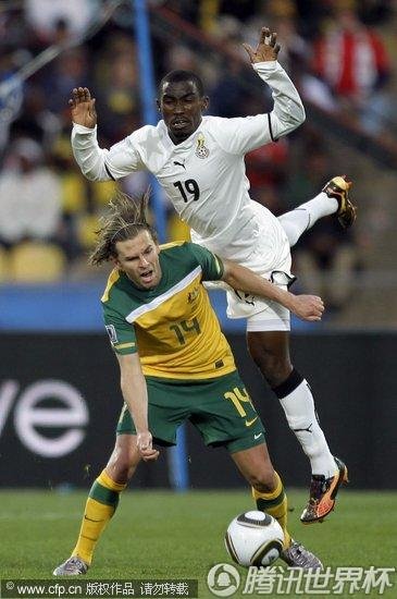 图文:加纳VS澳大利亚 阿迪饿虎扑食_2010南非